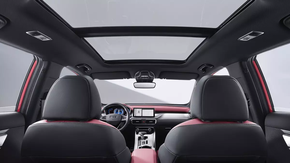 Cửa sổ trời Geely Coolray